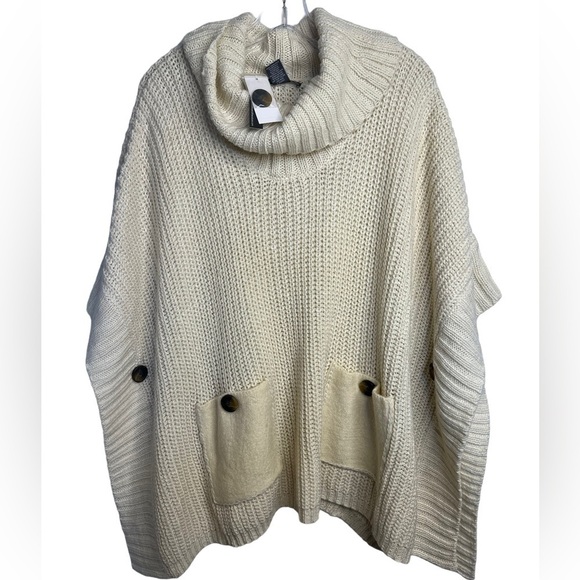 NWT Chelsea Theodore Cream Poncho Sweater S/M - Picture 2 of 5